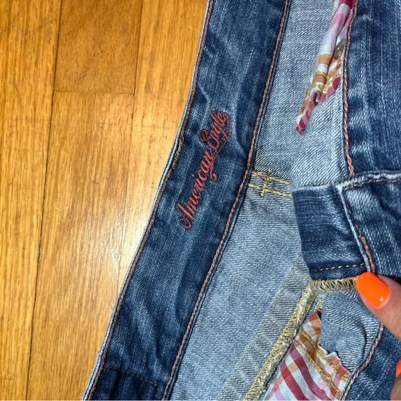 AMERICAN EAGLE SHORTIE JEAN SHORTS LADIES 8 FRAY CUT OFF LOOK VINTAGE FESTIVAL - Picture 8 of 9